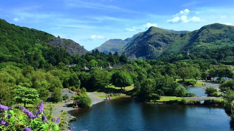 Llandudno: Snowdonia Bodnant Gardens & Castles Private Tour - Eryri (Snowdonia) viewpoints: lakes, glacial valleys, and Mount Snowdon area panoramas