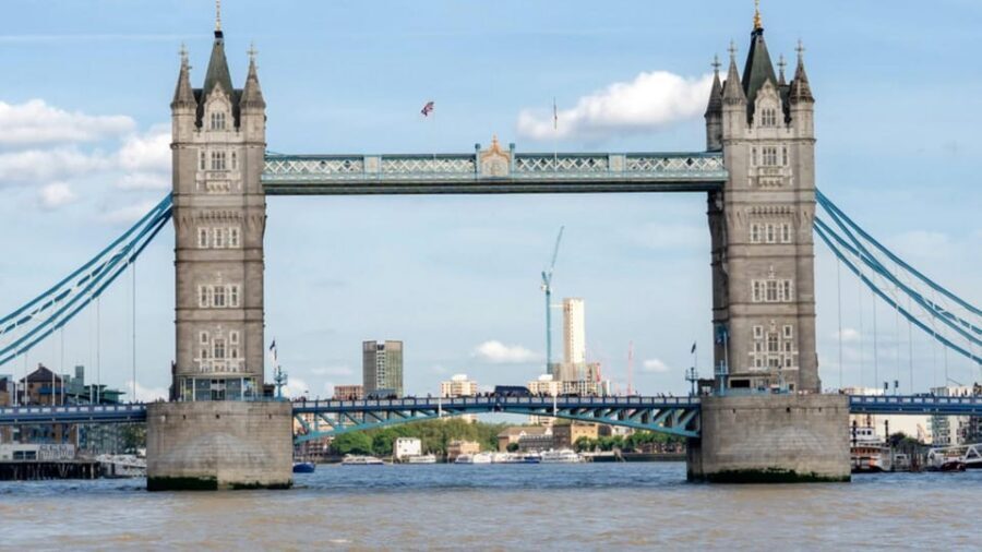 London: 24-Hour Hop-On Hop-Off Bus Pass - Quick hits you’ll care about