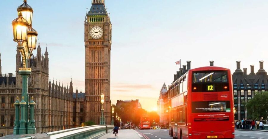 London: 30 London Sights Guided Walking Tour - Westminster Abbey, Big Ben, and the Houses of Parliament: skyline views with context