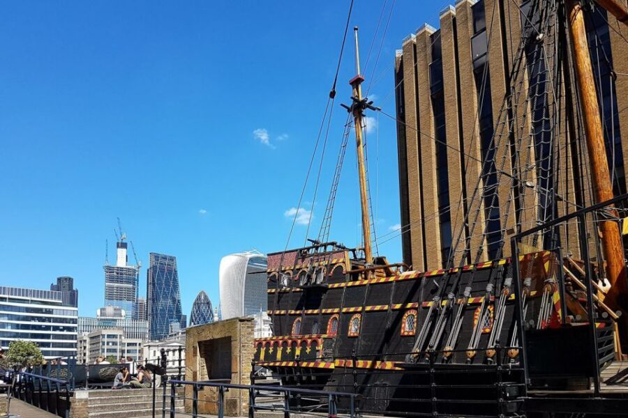 London: 30 London Sights Guided Walking Tour - Southbank Centre to St Paul’s Cathedral: river energy and the skyline hit