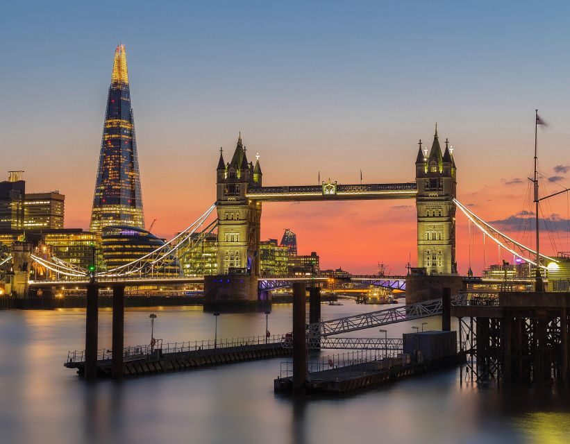 London: 5-Hour Private Tour with Pickup - Piccadilly Circus at the end: where the city keeps talking