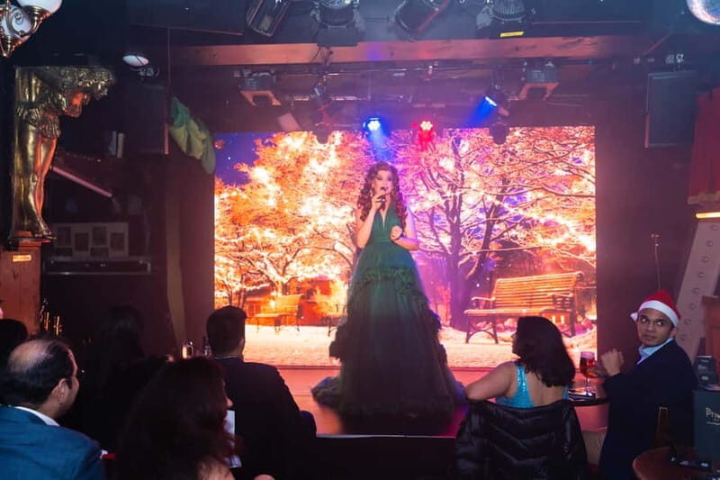 London: All I Want for Christmas is Cabaret Show - The host and why pacing matters in a variety show