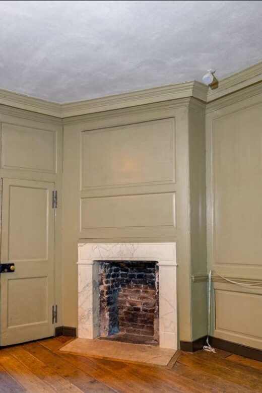 London: Architecture Tour of Benjamin Franklin House - Knock on 36 Craven Street: getting started smoothly