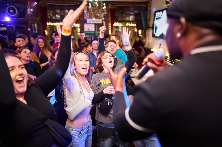 London: Bar and Club Crawl to 5 Central London Venues - Leicester Square, Piccadilly Circus, and Soho stops: how the 5-venue route works