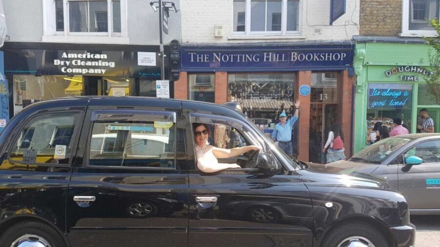 London: Beatles Magical Tour by Black Cab - Riding a Beatles Magic Tour in an iconic London black cab