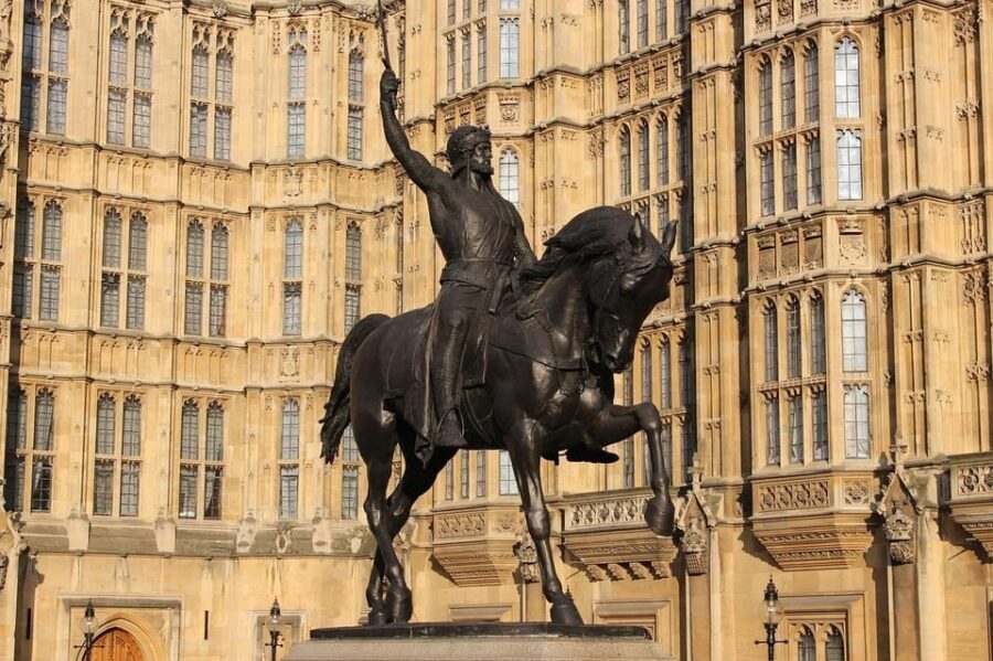 London: Big Ben, Churchill War Rooms & Buck'ham Palace Tour - Pace, Timing, and What Your Shoes Need to Handle