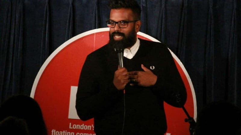 London: Boat Show Comedy Club Experience - The 7:30pm to Showtime Flow: What Happens When You Arrive