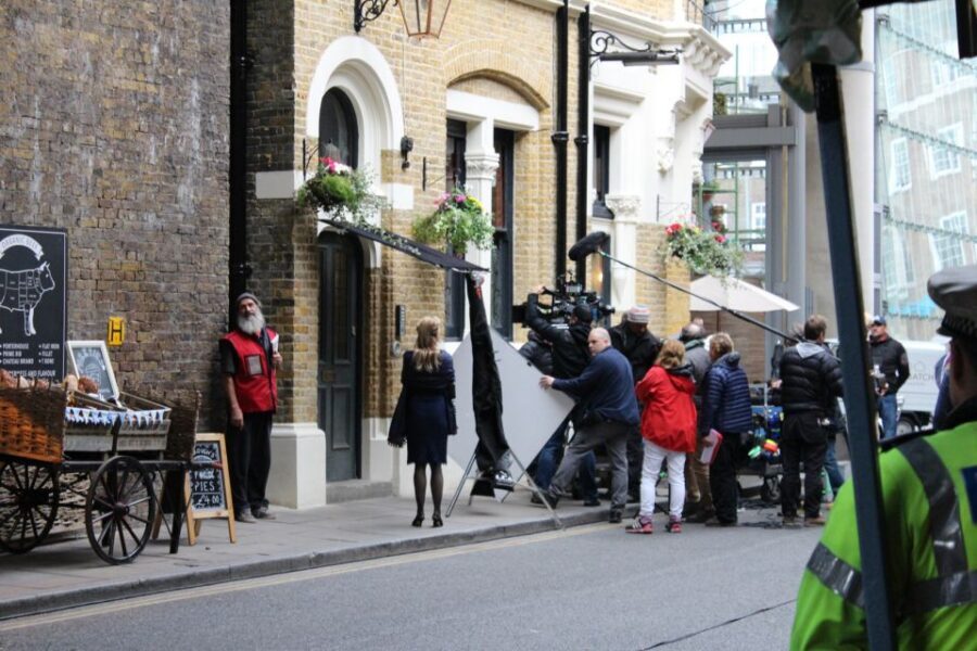 London: Bridget Jones 2–Hour Walking Tour - Key Highlights You Should Know