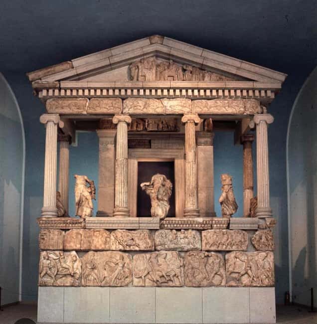 London: British Museum + Guided Tour + Priority Entry - Meet at Montague Place, not by guesswork