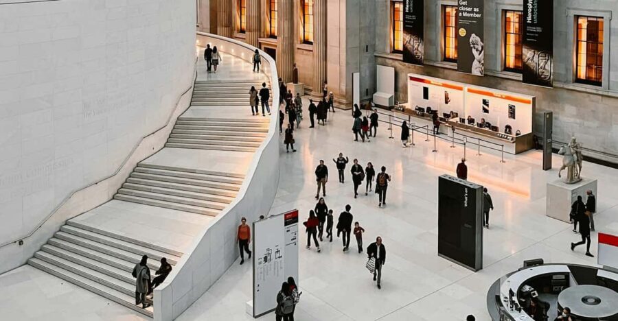 London: British Museum Guided Tour Private Group - Meeting point: where to find your guide before you enter