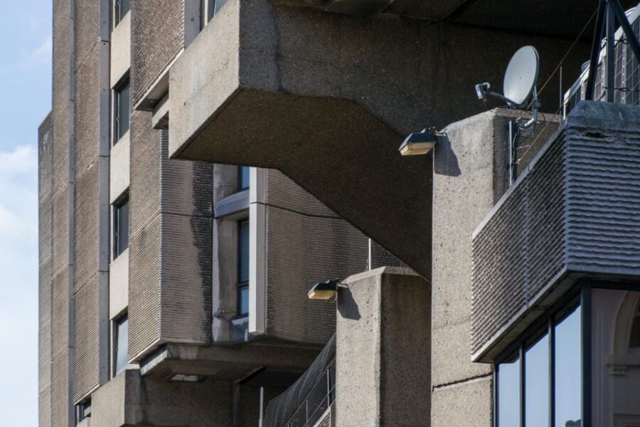 London: Brutalist Architecture & History Walking Tour - Evan’s small-group teaching: why the tour feels personal
