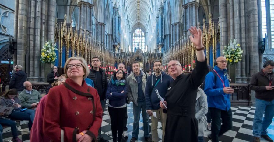 London: Buckingham, Big Ben & Westminster Abbey Tour - Small Group Feel: Why Max 20 Changes the Experience