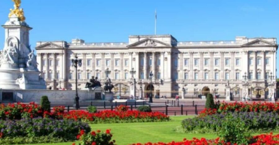London: Buckingham Palace and Royal London Walking Tour - Why Buckingham Palace Entry Plus a Royal Walk Feels Like Good Value