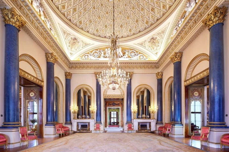 London: Buckingham Palace and Tea at The Clermont Hotel - How the Timing Works: 13:30 Palace Entry and a 16:00 Tea Slot