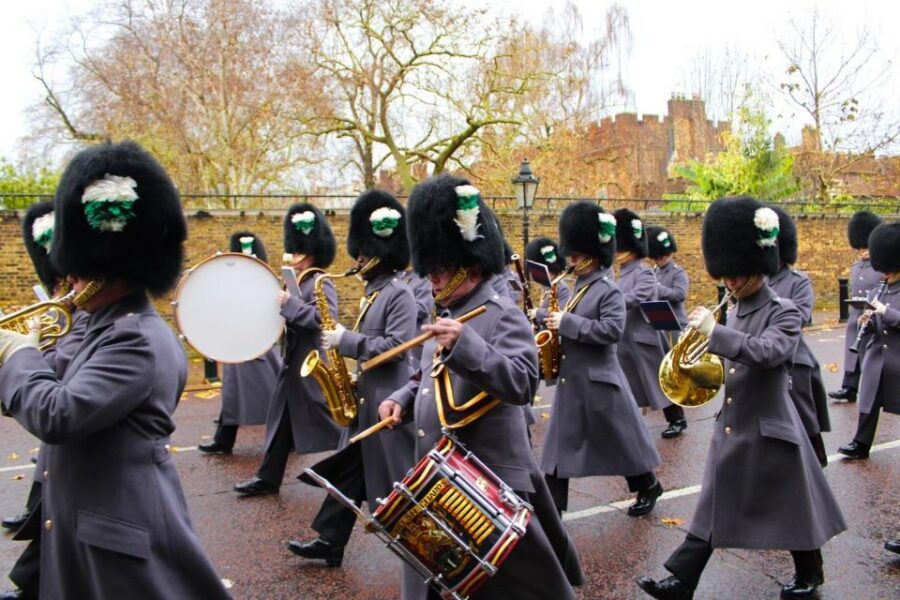 London: Buckingham Palace & Changing of the Guard Experience - Clarence House and Whitehall: learning the power map while you walk