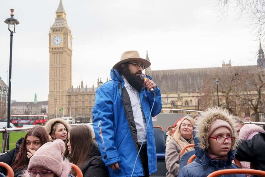 London: Buckingham Palace State Rooms with Bus and Boat Tour - Should you book this Buckingham Palace and Thames combo?