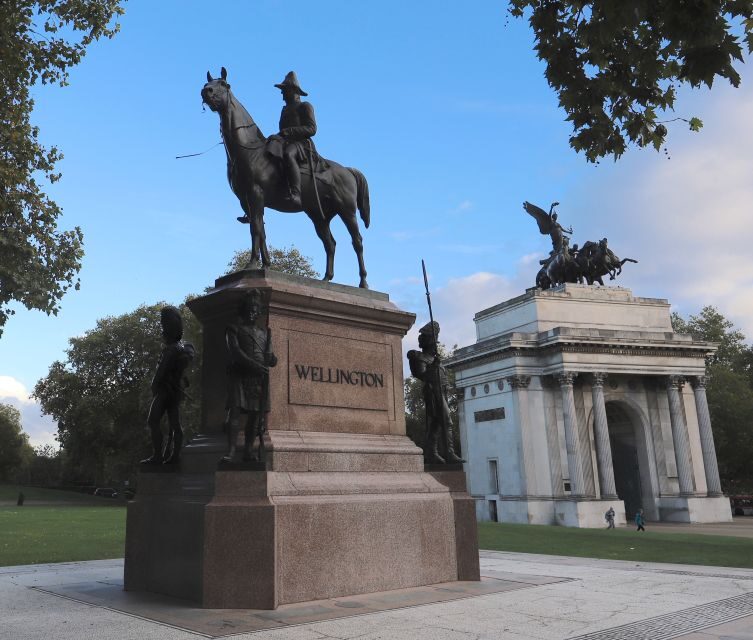 London: Buckingham Palace Walk & Tea at Kensington Palace - Key takeaways before you go