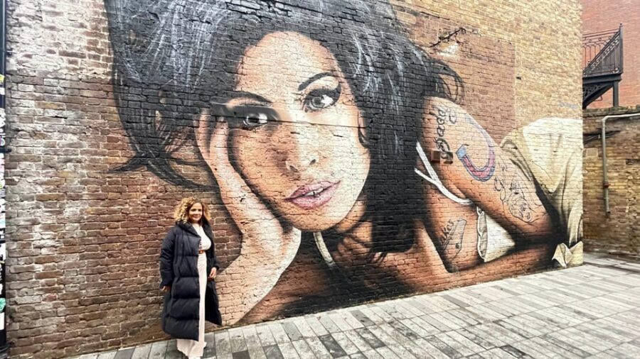 London: Camden Town Amy Winehouse Tour - The guide experience: stories that make places click