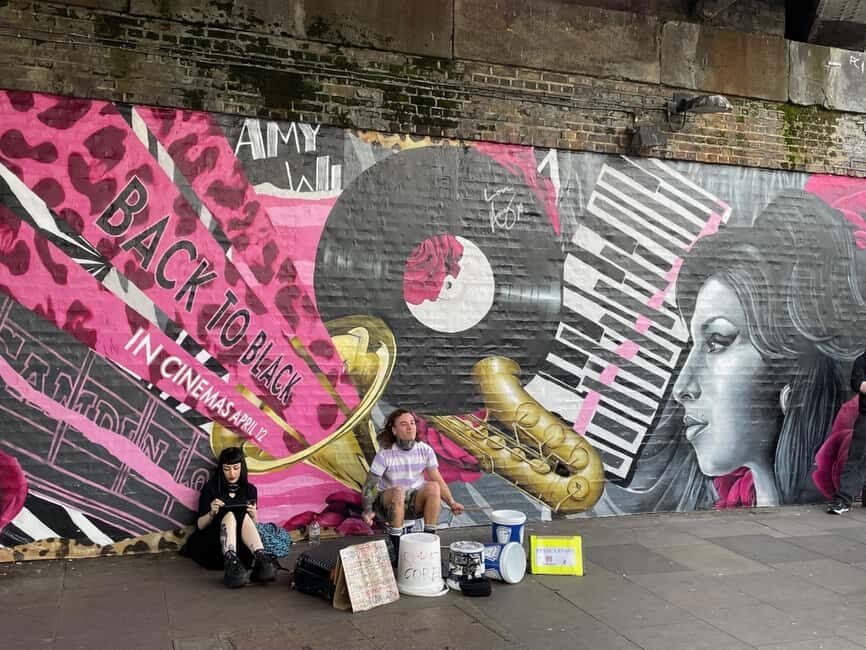 London Camden: Walk Through Music History - Mornington Crescent Meet-Up and What the 3 Hours Really Feels Like