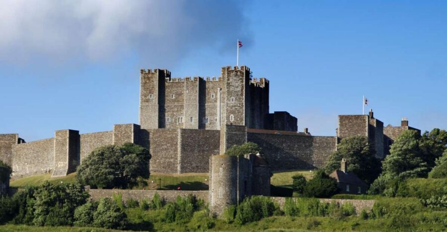 London: Canterbury Cathedral, Dover Castle, and White Cliffs - From London Bridge to Kent: how the day tour really moves