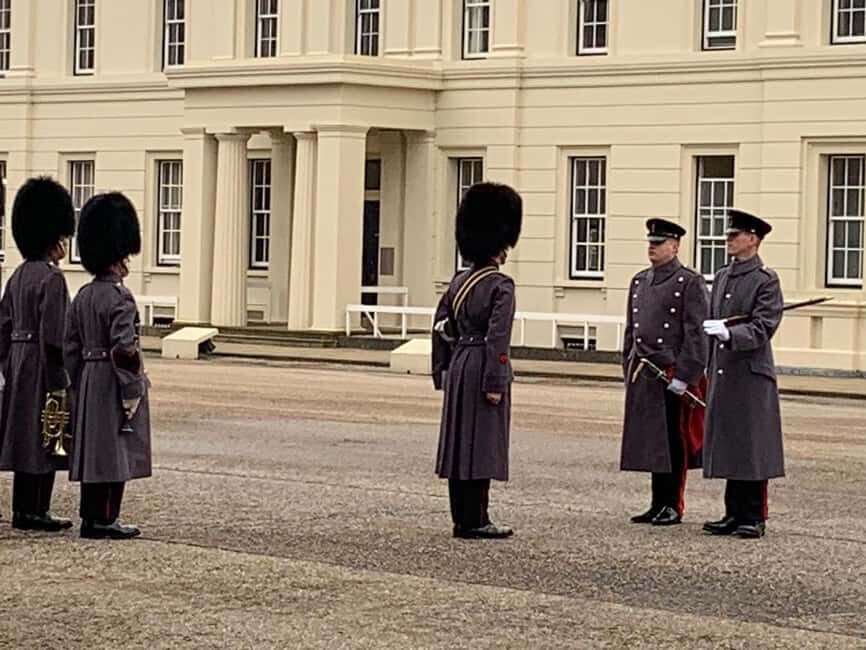 London: Changing of the Guard Experience with a Historian - Marching alongside the Guards: the moment that makes it click