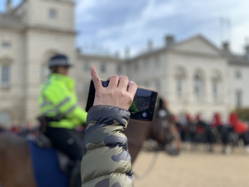 London: Changing of the Guard Private Group or Family Tour - Music, Ceremony Timing, and the Reality of Short-Notice Changes