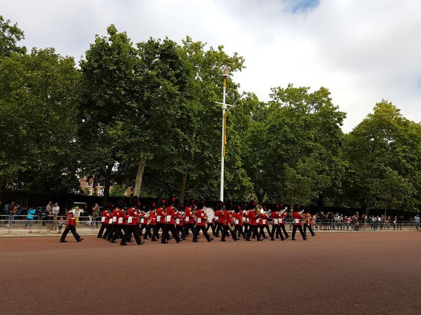London: Changing of the Guard & Westminster Abbey - Price and value: what you’re paying about $91 for
