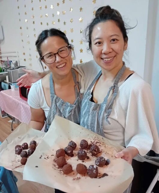 London: Chocolate Truffle-Making Workshop - Getting There at Buzz for Cook and Craft Collective (and Starting Easy)