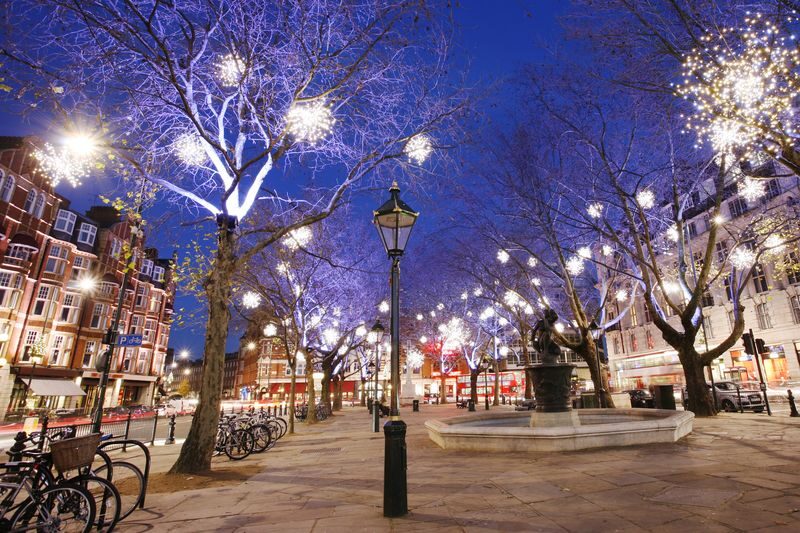 London Christmas Lights Bike Tour - Harrods, Hyde Park Winter Wonderland, and the West End glow