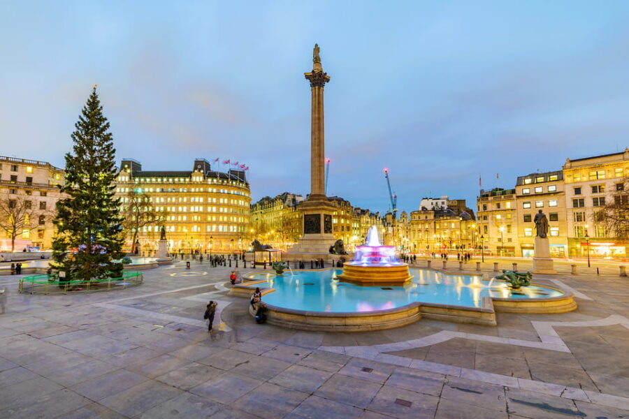 London: Christmas Lights Tour by Vintage Double-Decker Bus - Should you book this London Christmas lights bus tour?