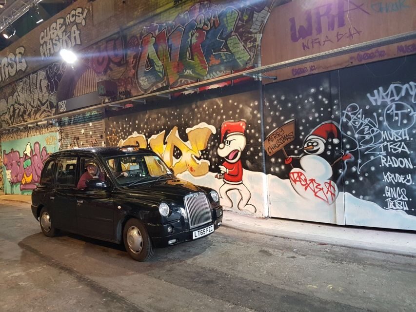 London: Christmas Lights Tour in a Black Cab - Photo stops and refreshment breaks: how to get the best results