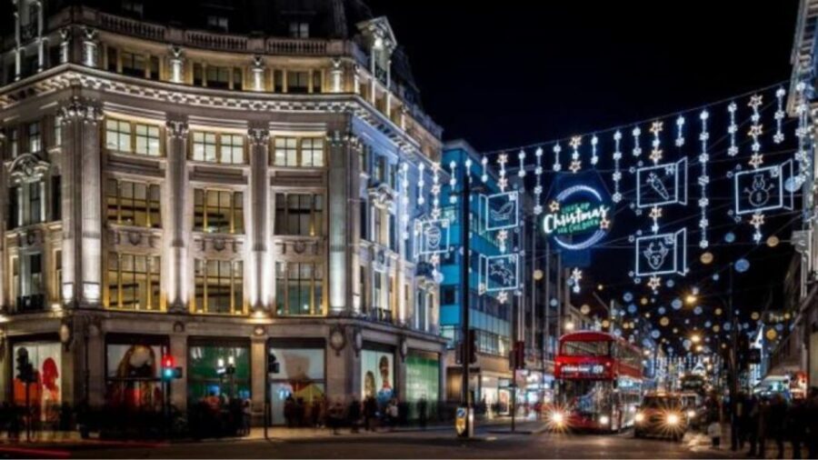 London: Christmas Lights Tour, Mince Pies, & Festive Drinks - London Christmas lights from a bus: the smart way to see it all