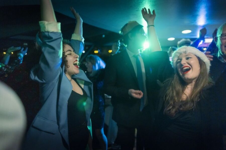 London: Christmas Party Dinner Cruise - Tower Pier to Canary Wharf: the Thames route and skyline timing