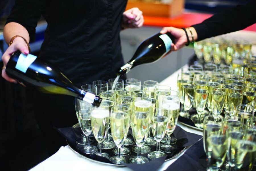London: Christmas Party Lunch Cruise - Key things to know before you go