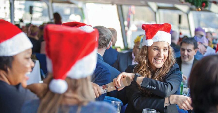 London: Christmas Party Lunch Cruise - The Christmas lunch onboard: 3 courses, hot and festive