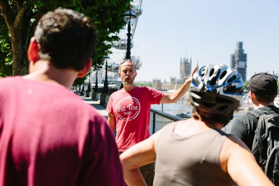 London: City Highlights Guided Bike Tour - London Eye and skyline views: why the route works
