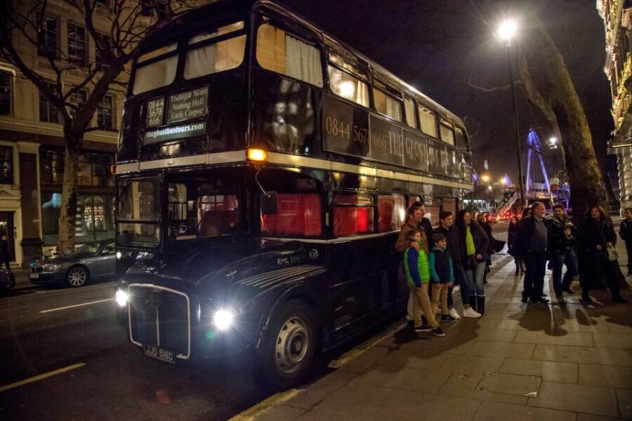 London: Comedy Horror Ghost Tour on a Bus - The West End and Heart of London Route: How the Sightseeing Works in One Hour