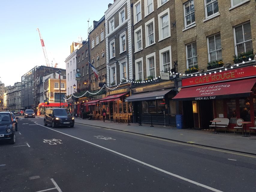 London: Custom Private Tour by Car - West End icons: Trafalgar Square, Piccadilly Circus, and Regent Street