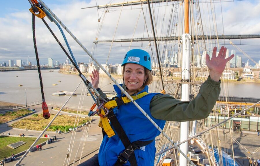 London: Cutty Sark Entry Ticket with Guided Rig Climb - The rigging route: looking up while you move across ropes