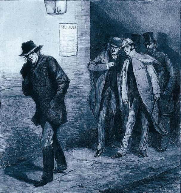 London: Dr Blood's Immersive Jack the Ripper Walking Tour - Starting at Whitechapel: what the first minutes set up