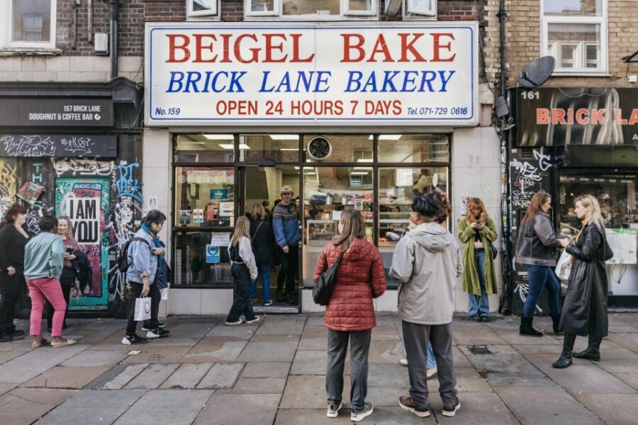 London: East End Food Tour - Brick Lane curry: where the neighborhood’s mix turns into flavor