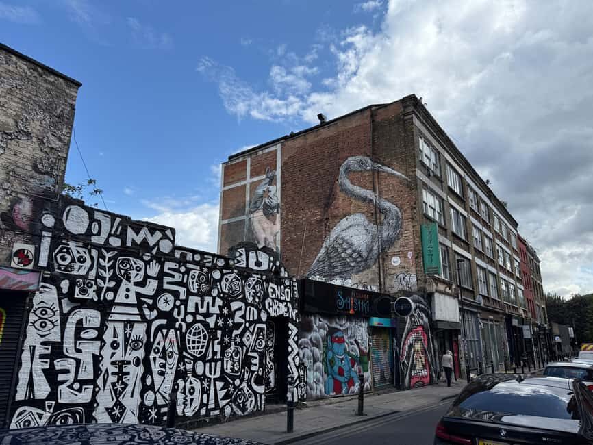 London: East End & Shoreditch Street Food Tour with 6 Dishes - Stop 3: Market time for street food energy and street-level choices