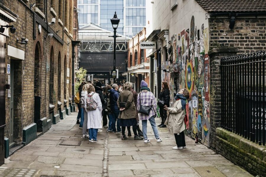 London: East End Street Art Tour and Spray Painting Workshop - Your Take-Home Piece: Making It More Than a Photo