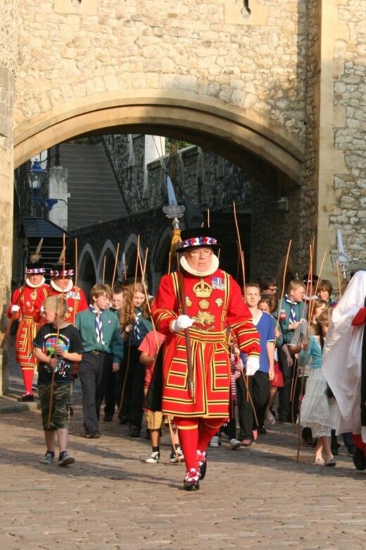 London: Easy Access Tower of London and Crown Jewels Tour - Outside-to-inside route: fortress structure, then royal power
