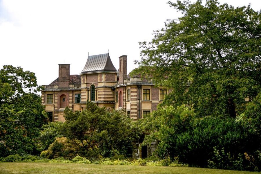 London: Entry Ticket to Eltham Palace and Gardens - Food, timing, and the real value of a $20 ticket