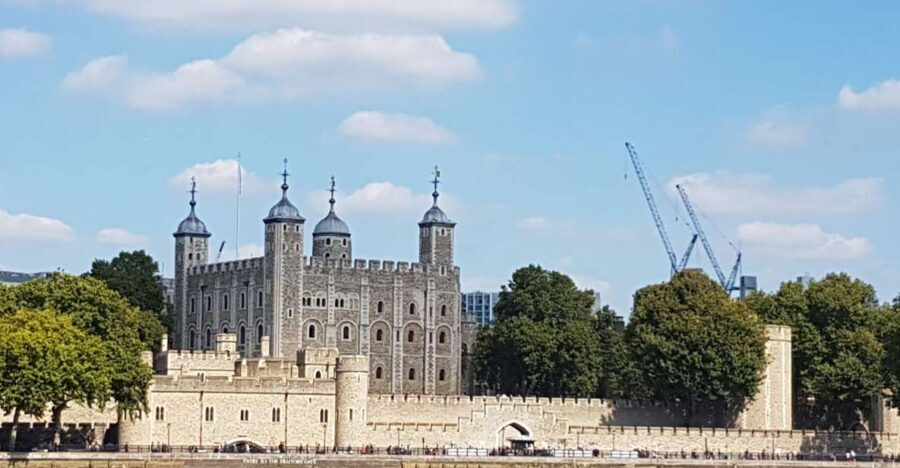 London: Explore The Tower of London & Tower Bridge! - Meeting at The Ritz: the easiest start in central London