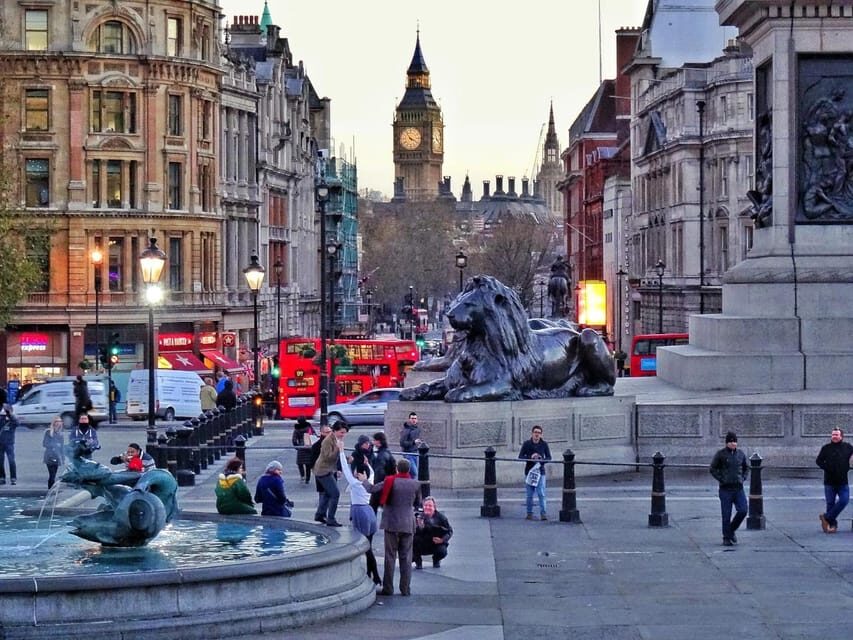London: Family Harry Potter Movie Locations Tour (Private) - House of Spells shopping break with a discount you can actually use