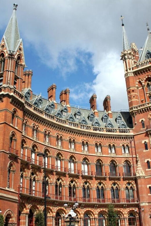 London: Family Harry Potter Movie Locations Tour (Private) - Starting at King’s Cross Parcel Yard and Platform 9¾
