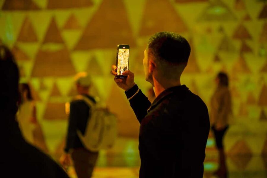 London: FRAMELESS Lates Immersive Art Experience - Café Bar drinks: the fun social part (and the budget part)