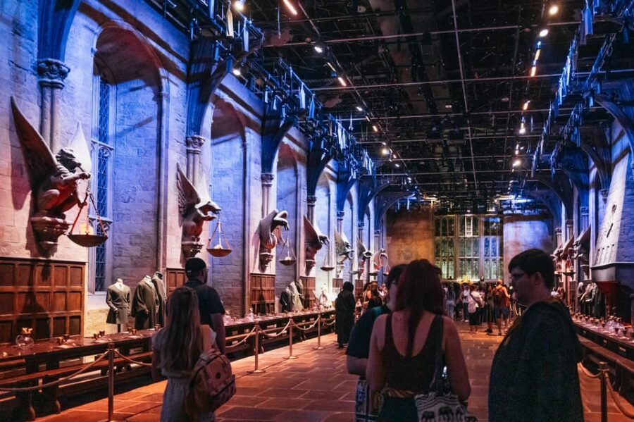 London: Fully-Guided Making of Harry Potter Tour - Food, Photos, and Comfort: The Stuff That Makes or Breaks It